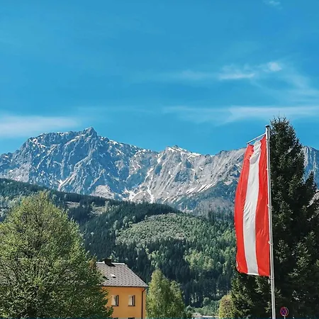 Eisenerzer Apartmenthaus *